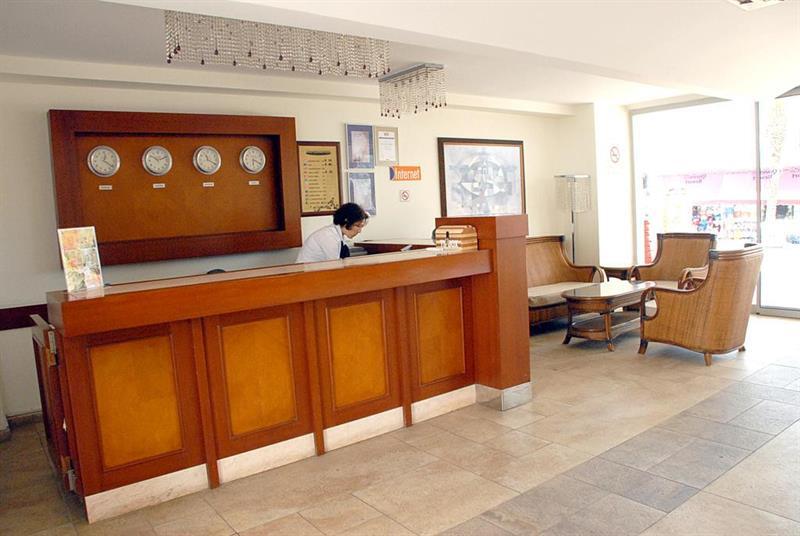 Costa Queen Suites 검벳 외부 사진